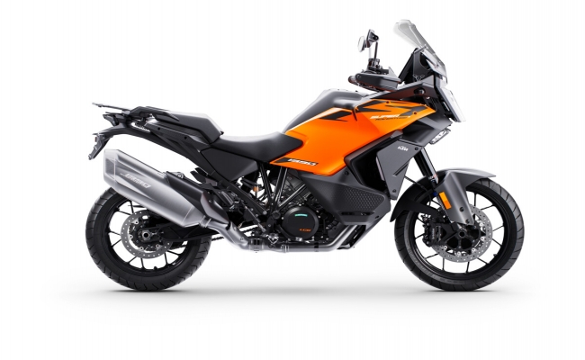 KTM 1390 SUPER ADVENTURE S ORANGE 2025