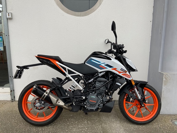 KTM 125 DUKE WHITE 2023 ABS